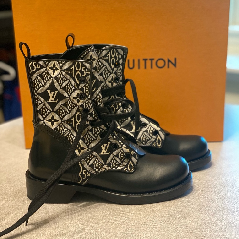 1854 Metropolis Flat Ranger Black & White Boot - Picture 6 of 7